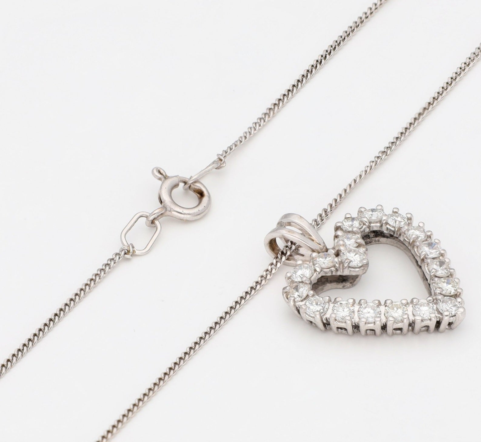 Collana Classico & Croce