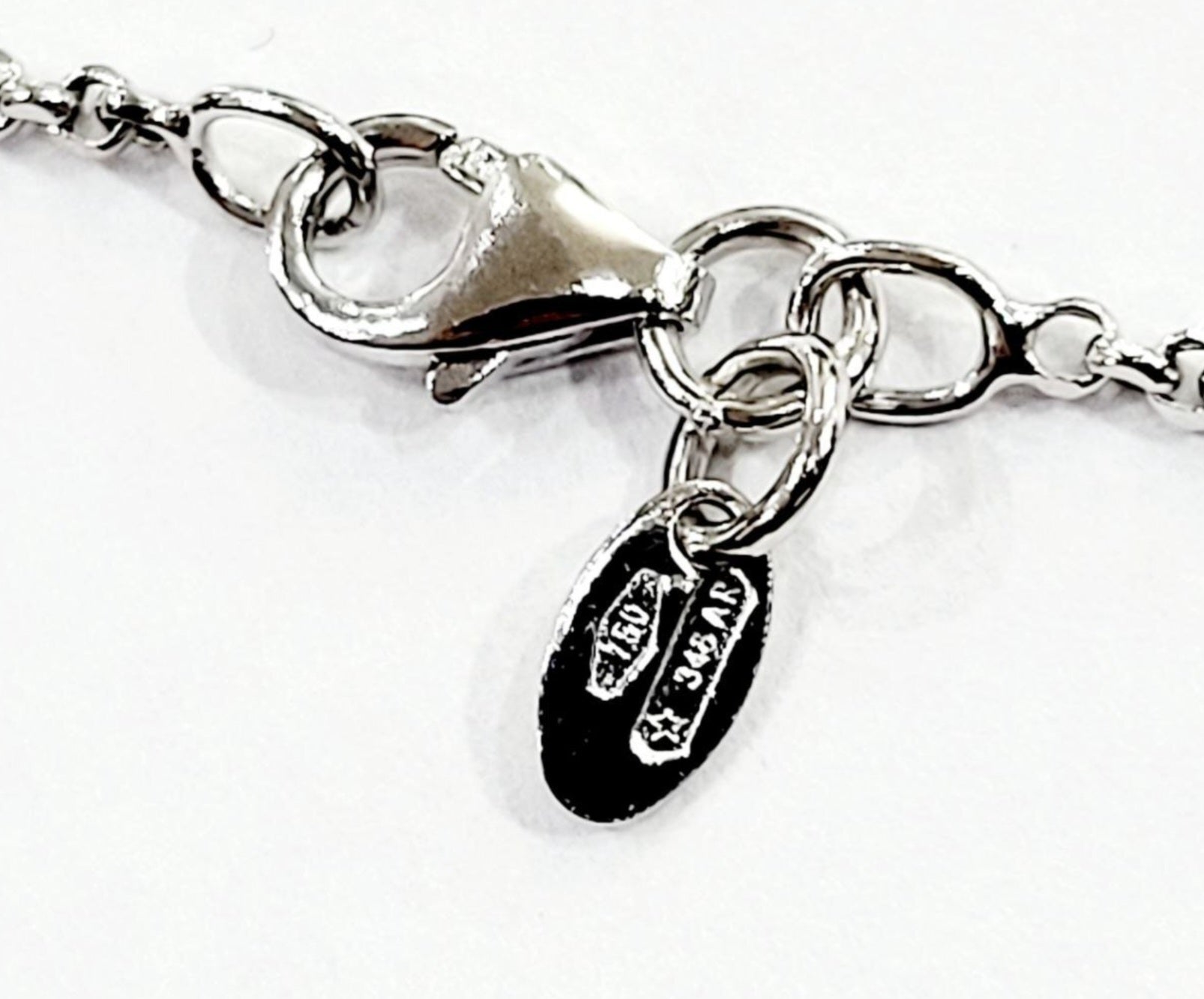 Collana con ciondolo - 18 carati Oro bianco - 2.62ct. Cw. Zaffiro - Diamante