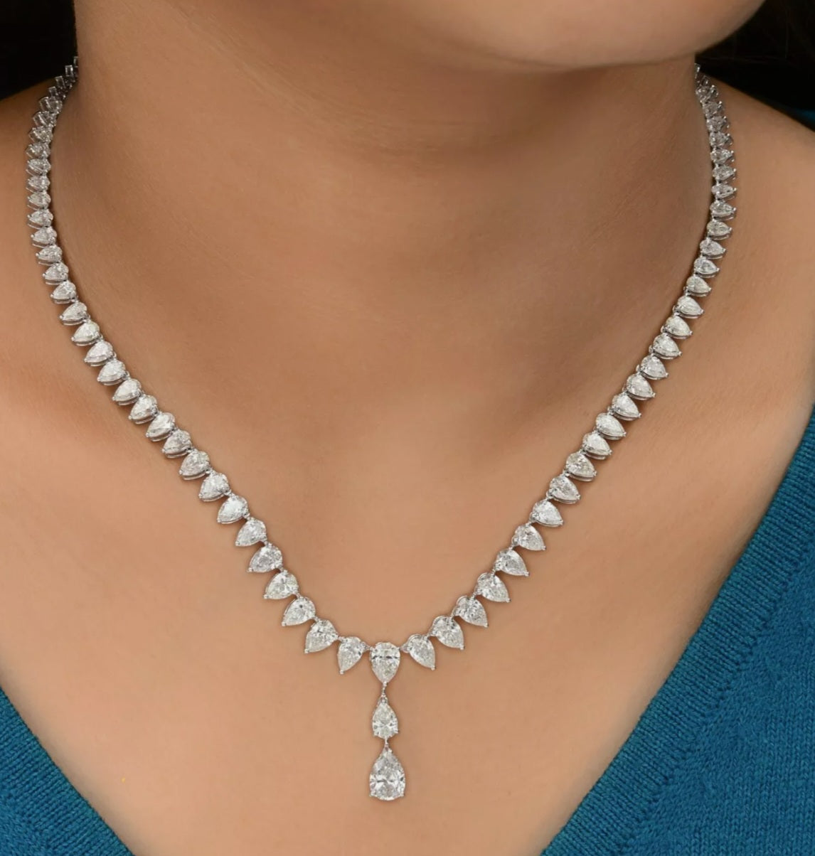 Collana tennis in oro bianco 18k e diamanti naturali 42ct