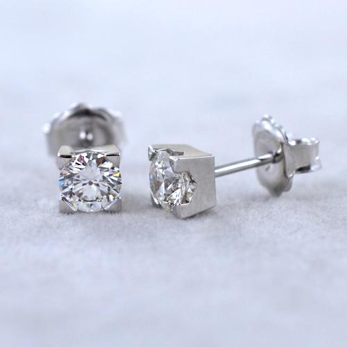 orecchini punto luce certificato HRD con 2 diamanti naturali 1,01 ct