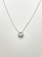 ciondolo punto luce  a cipollina in oro bianco 18k e diamante naturale  0,30 ct