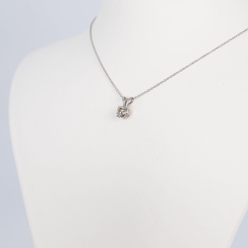Collana con ciondolo - 18 carati Oro Bianco- 0.78ct. tw. Diamante
