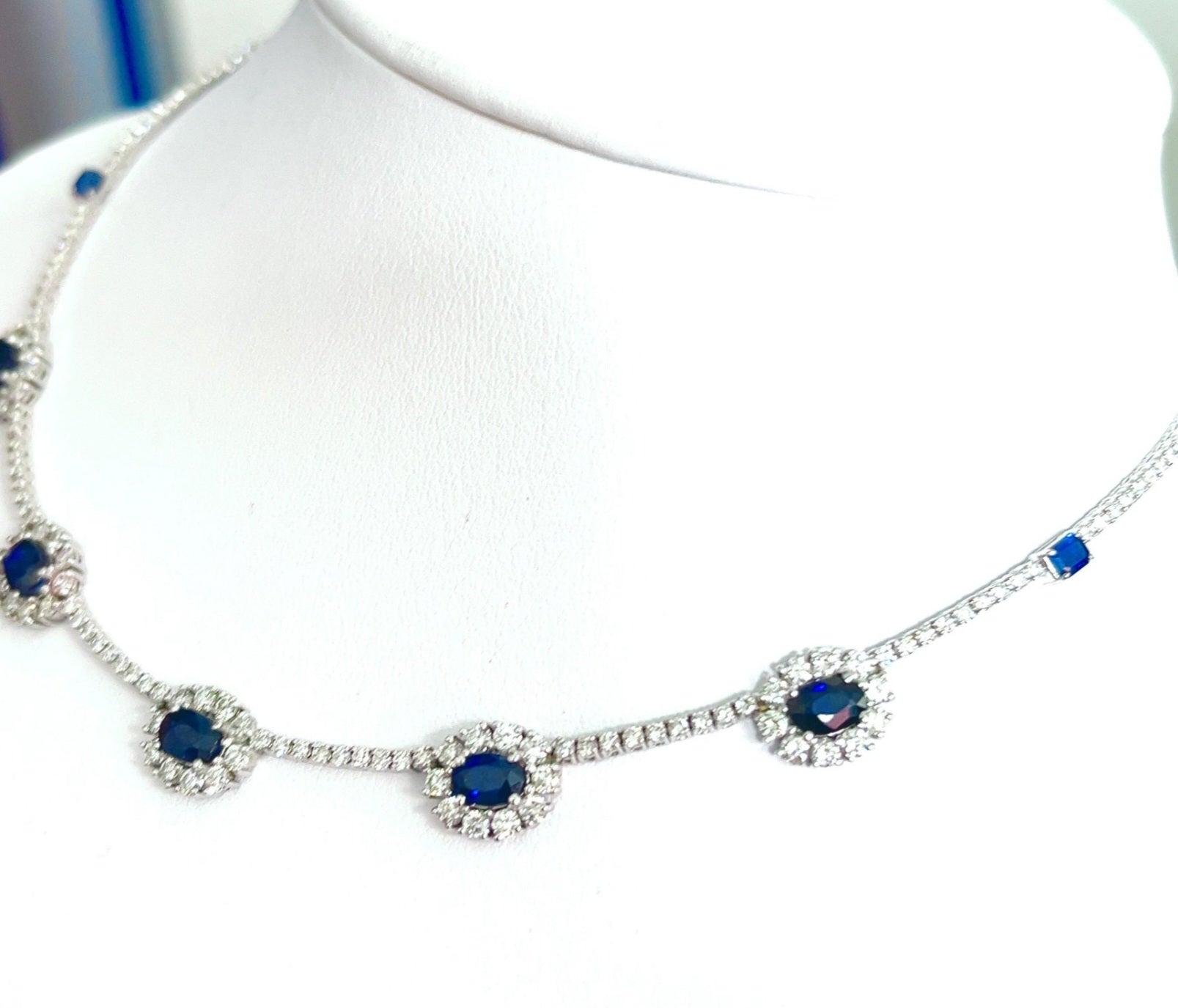 Collana collier tennis in oro bianco 18k e zaffiro e diamanti naturali 8ct