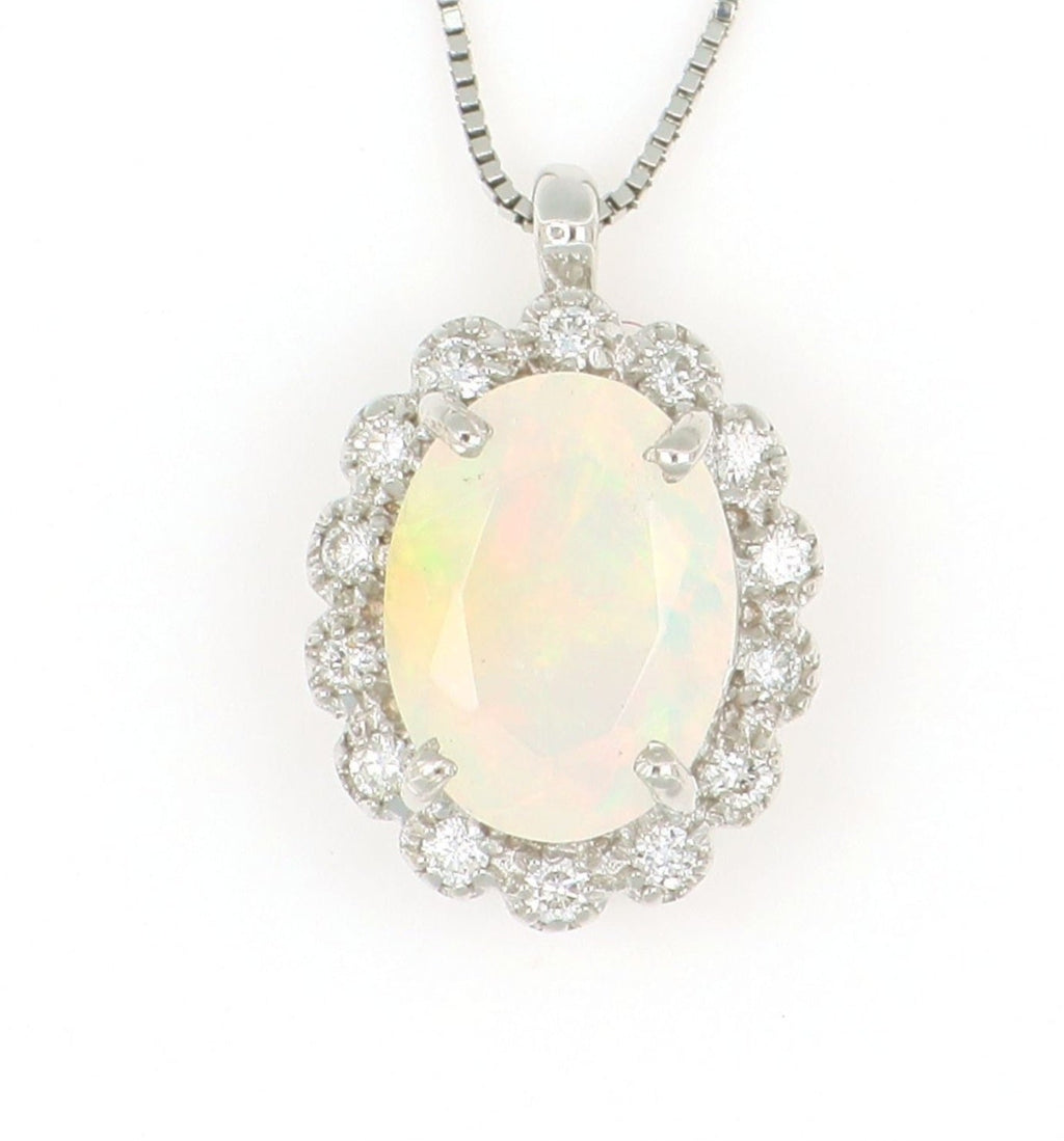 Collana in oro bianco 18k e diamante naturale e opale 1.60ct