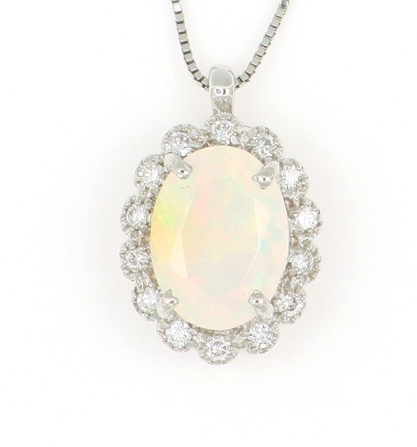 Collana in oro bianco 18k e diamante naturale e opale 1.60ct
