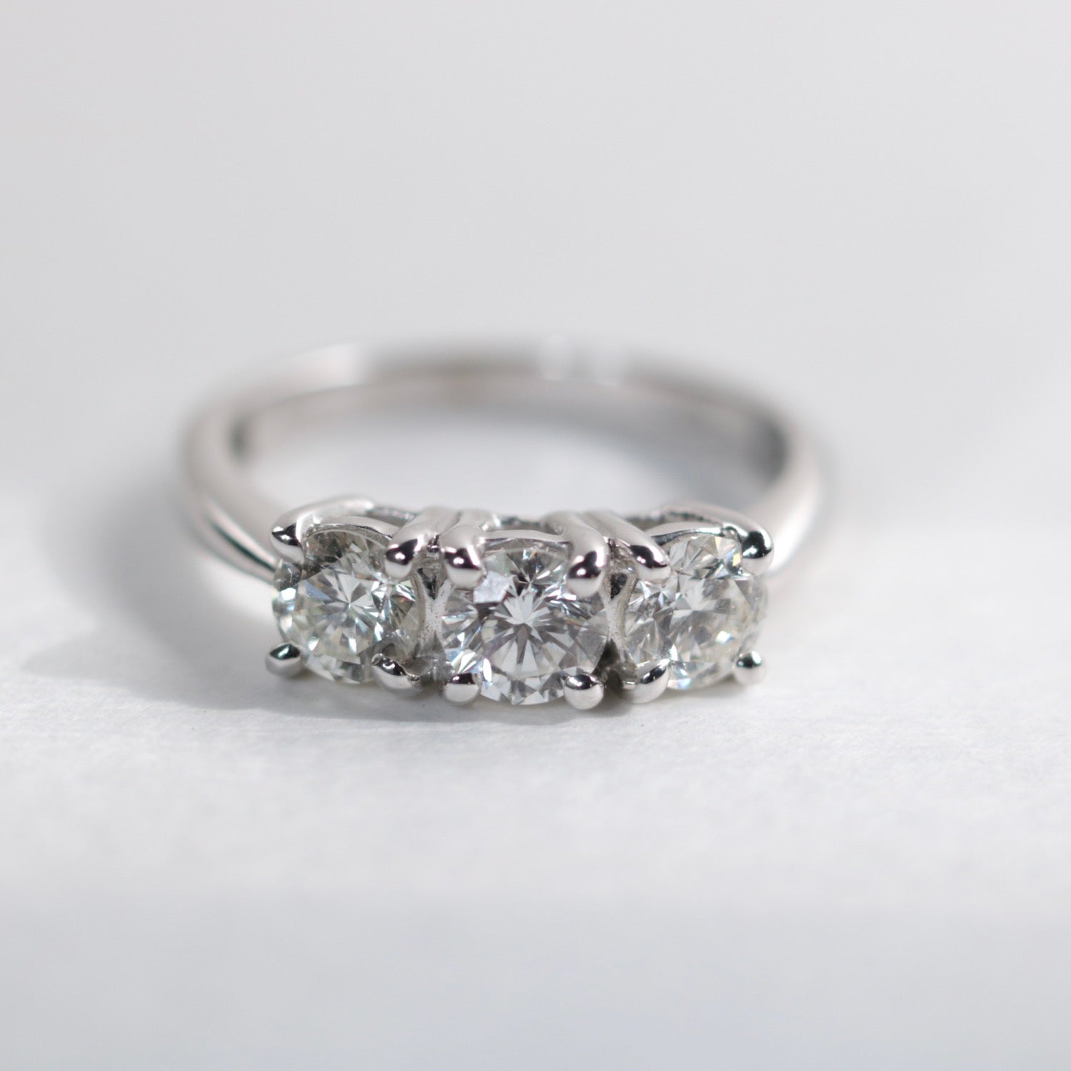 Anello Trilogy -1.35ct Diamanti Naturali