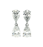 Orecchino in oro 18k con diamanti naturali taglio pera 2.02ct