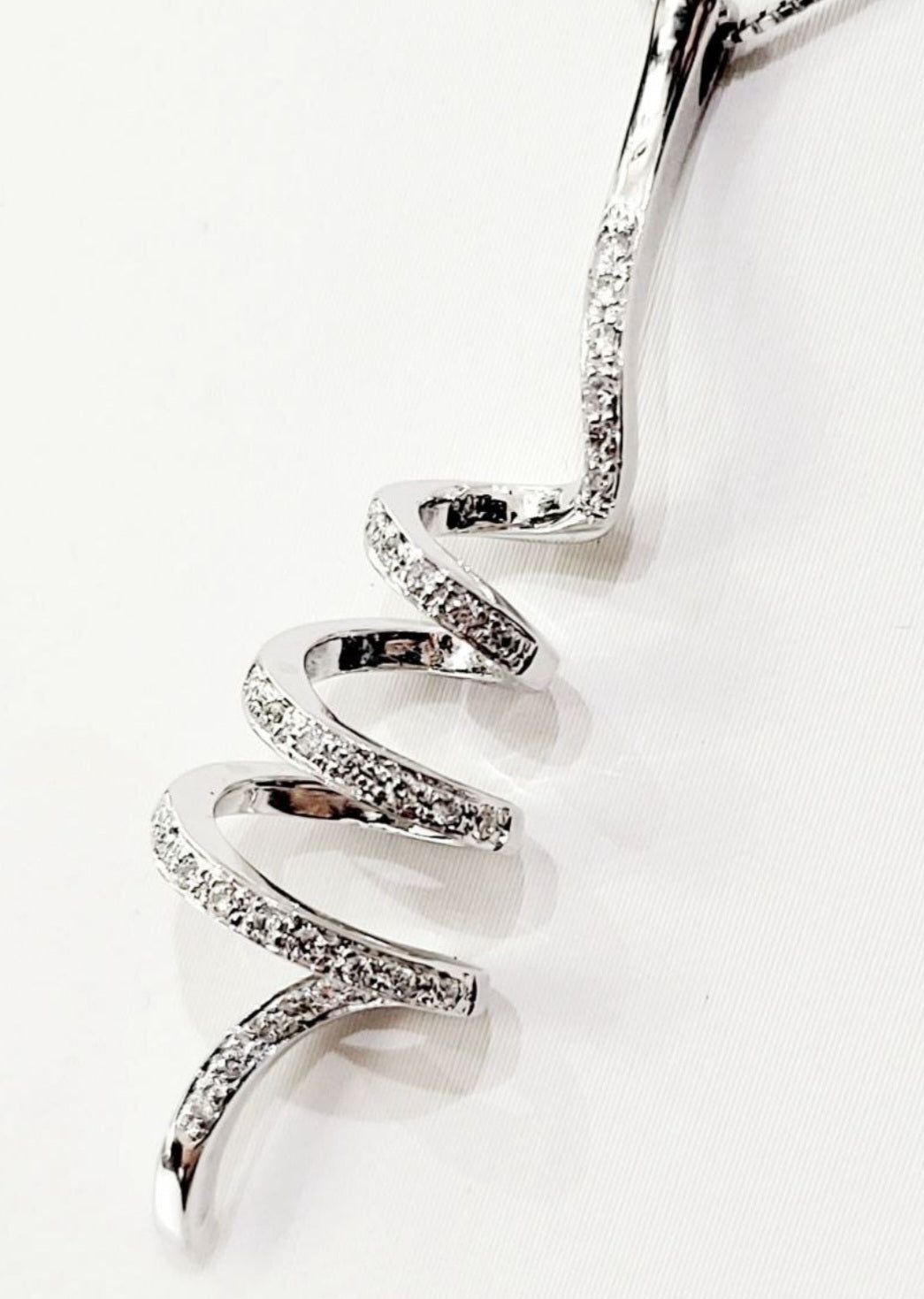 Collana con ciondolo - 18 carati Oro bianco - 0.55ct. tw. Diamante (Naturale) - Diamante