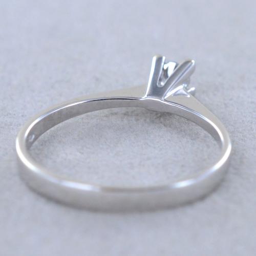 anello solitario  certificato HRD in oro bianco 18k e diamante naturali centrale 0,34ct