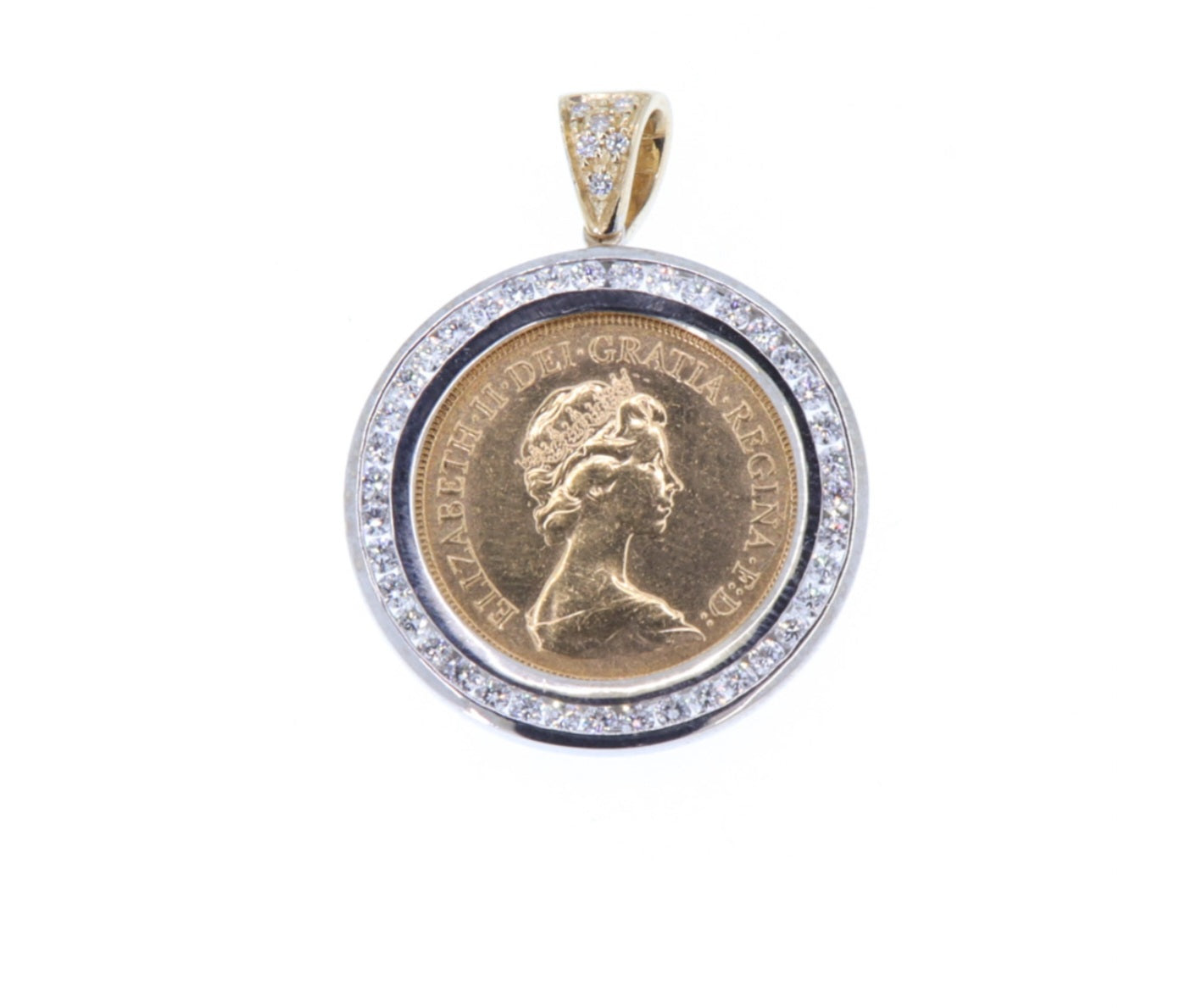 Ciondolo in oro con sterline 22k e diamanti naturali 1.10ct