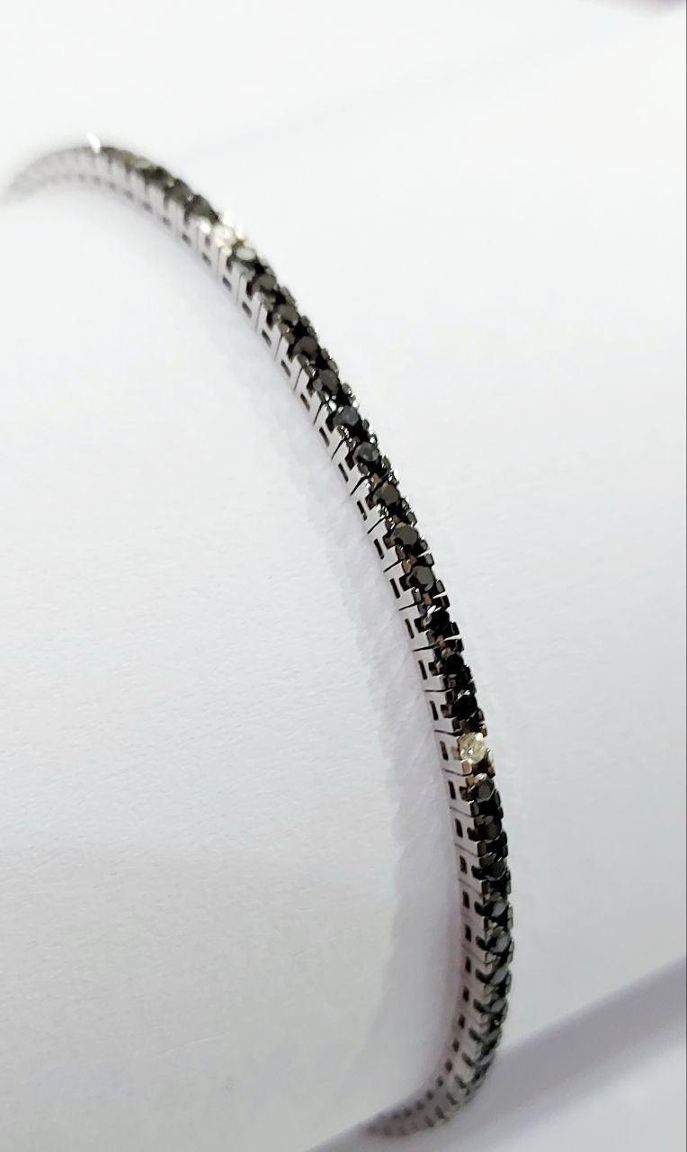 bracciale tennis in oro bianco 18k e diamanti naturali neri  2,70ct