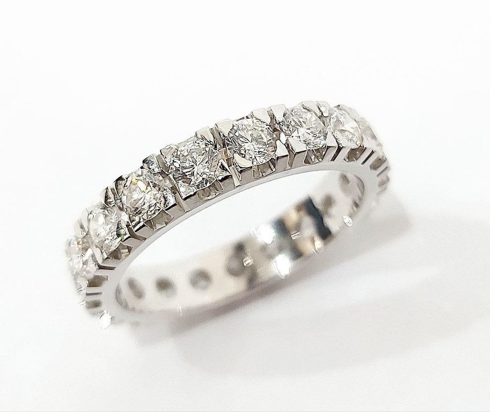 anello veretta in oro bianco 18k con diamanti naturali 1,45 ct