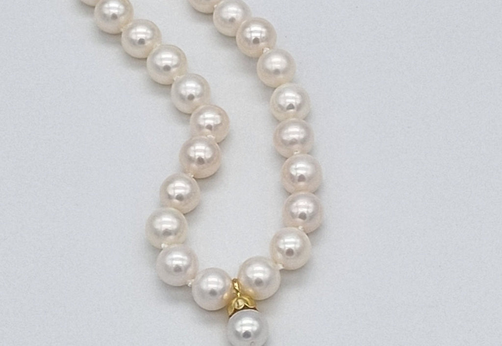 Collana in oro giallo 18k e perle naturale akoya