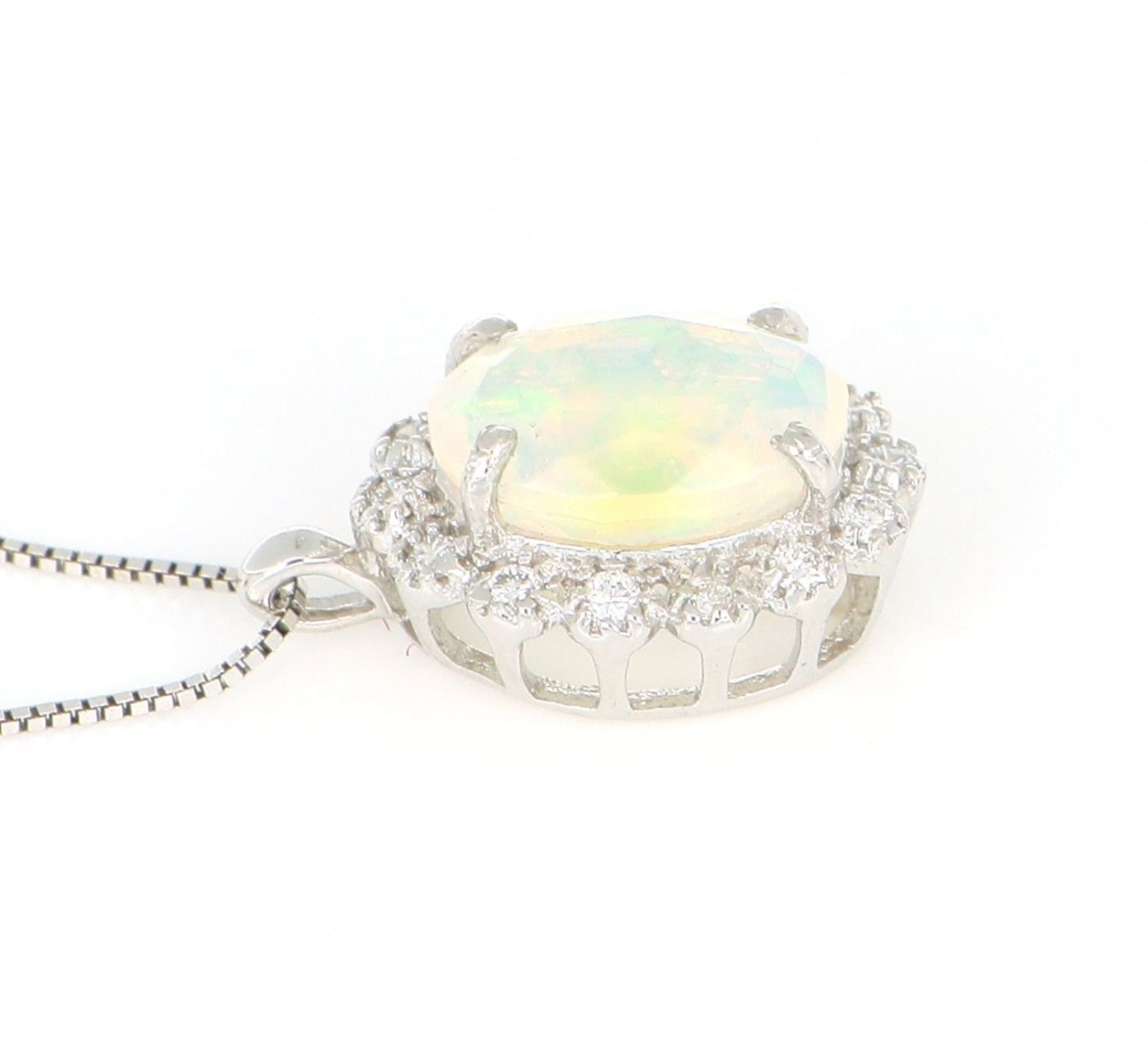 Collana in oro bianco 18k e diamante naturale e opale 1.60ct