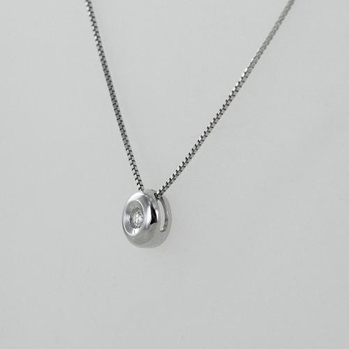 ciondolo punto luce  a cipollina in oro bianco 18k e diamante naturale  0,30 ct