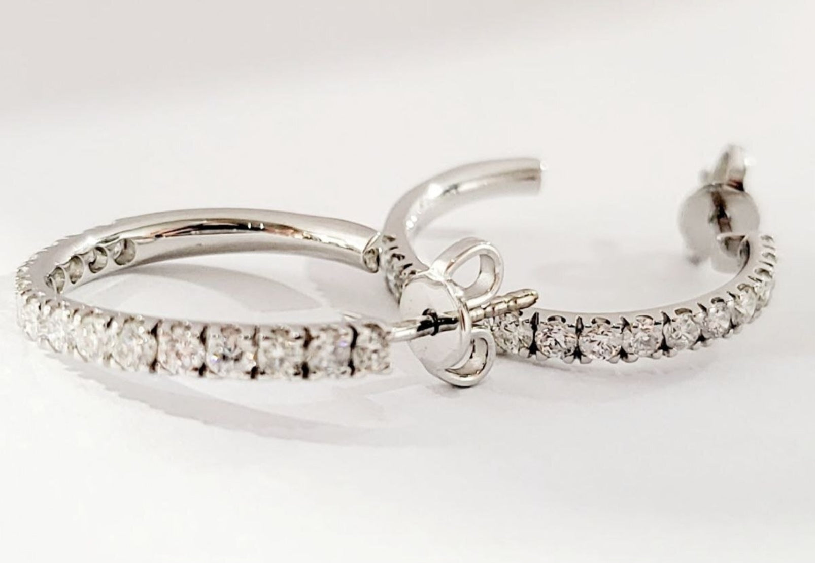 Orecchini - 18 carati Oro bianco - 1.10ct. tw. Diamante (Naturale)