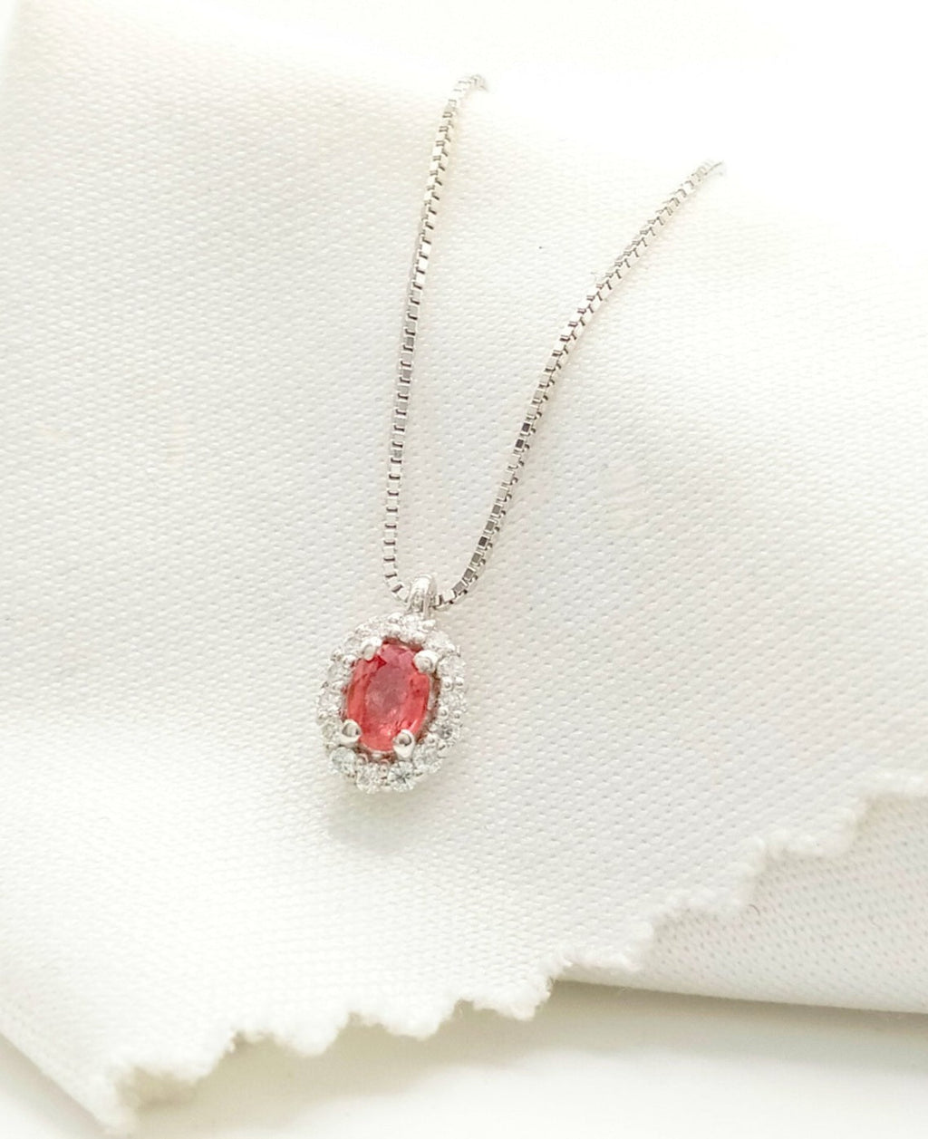 Collana in oro bianco 18k e diamanti naturali e zaffiro naturale 1.20ct