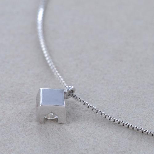 Ciondolo punto luce quadrato in oro bianco 18k e diamanti naturale  0,50ct