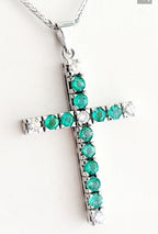 Ciondolo croce in oro bianco e smeraldo e diamanti naturali 2.96ct