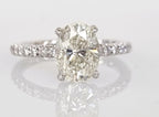Anello solitario in oro bianco e diamanti naturali ovale 1.99 ct
