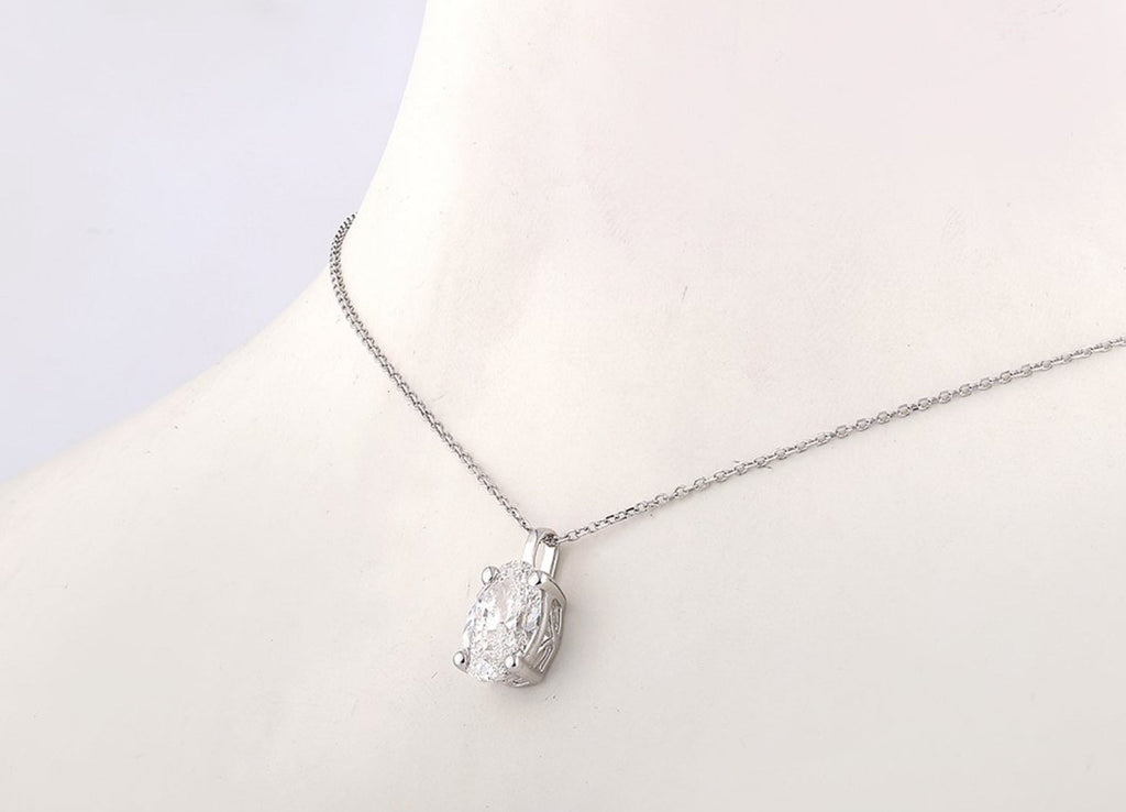 Collana punto luce in oro e diamante naturale ovale 0.20ct