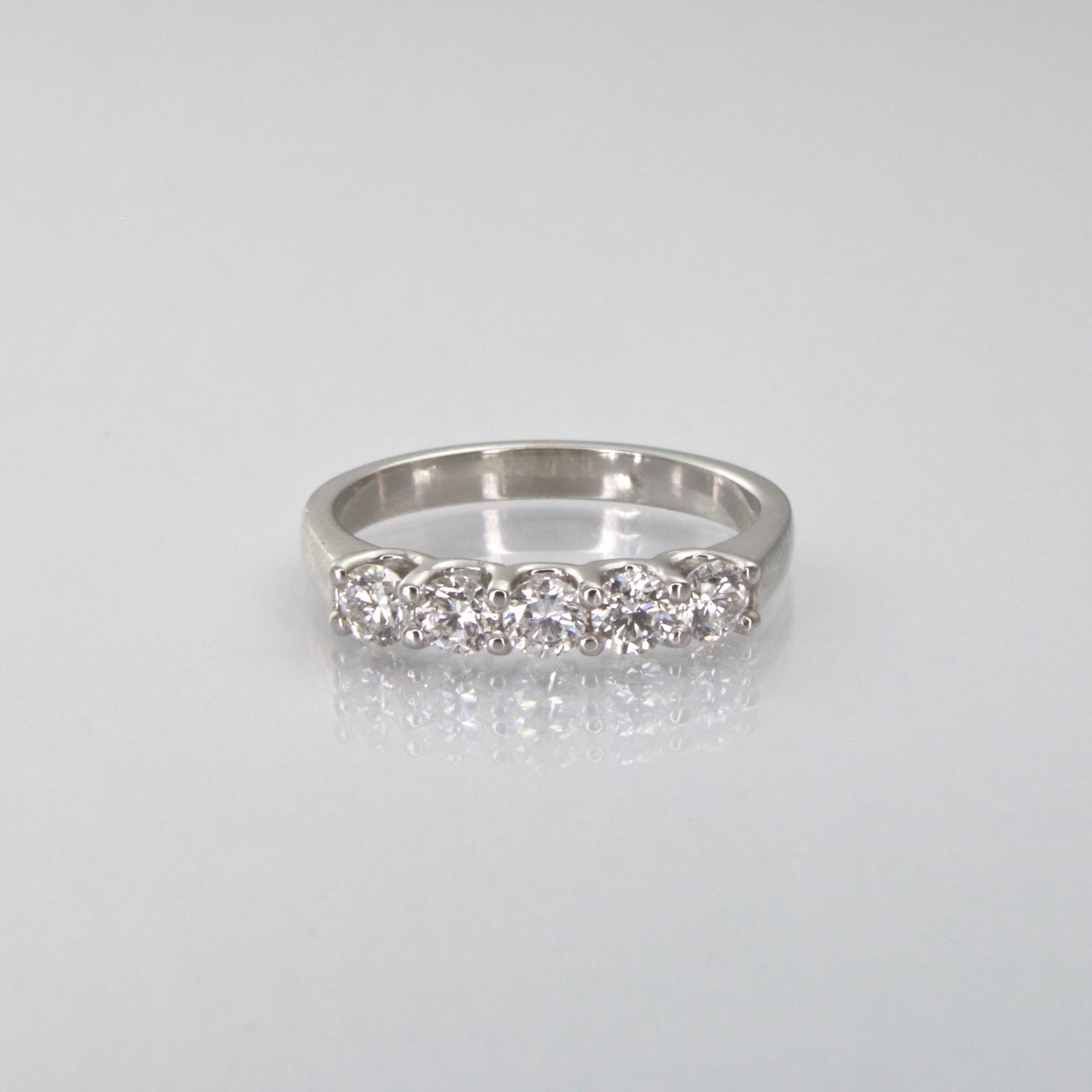 Anello Riviera -0.50 ct Diamanti Naturali