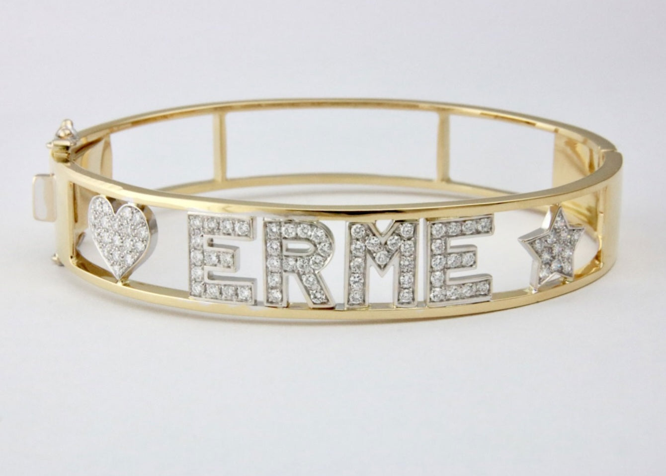 Bracciale personalizzato in oro bianco 18k e diamanti naturali
