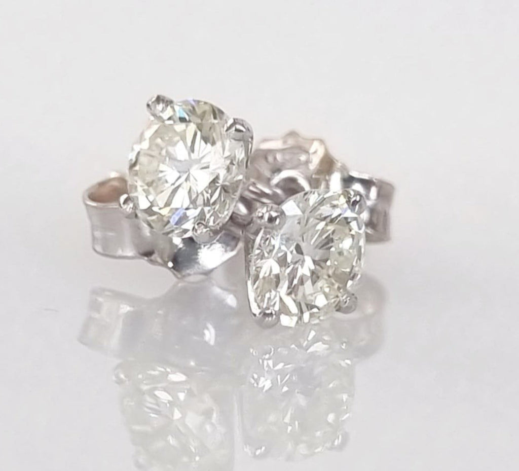 Orecchini - 18 carati Oro bianco - 0.66ct. tw. Diamante (Naturale)