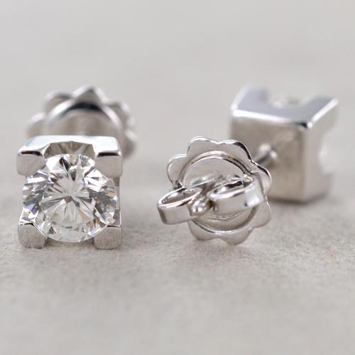 orecchini punto luce quadrato in oro bianco 18k e 2  diamanti naturali 0,20ct