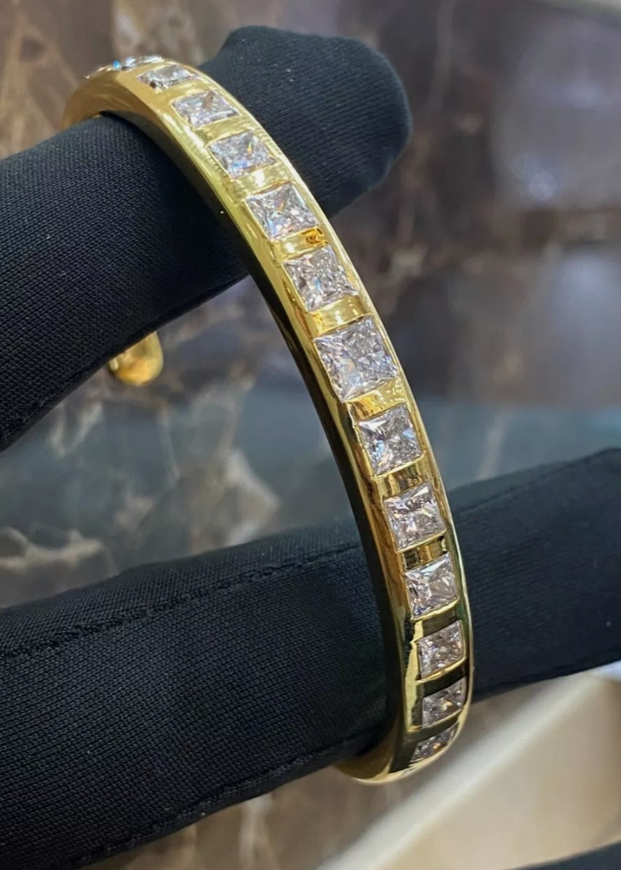 Bracciale elegante 10,10 ct  forma principessa diamanti  incassato oro