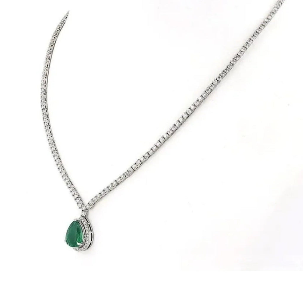 Collana tennis in oro e smeraldo e diamanti naturali 8.44 ct