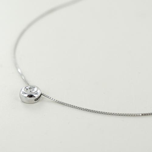 ciondolo punto luce  a cipollina in oro bianco 18k e diamante naturale  0,30 ct