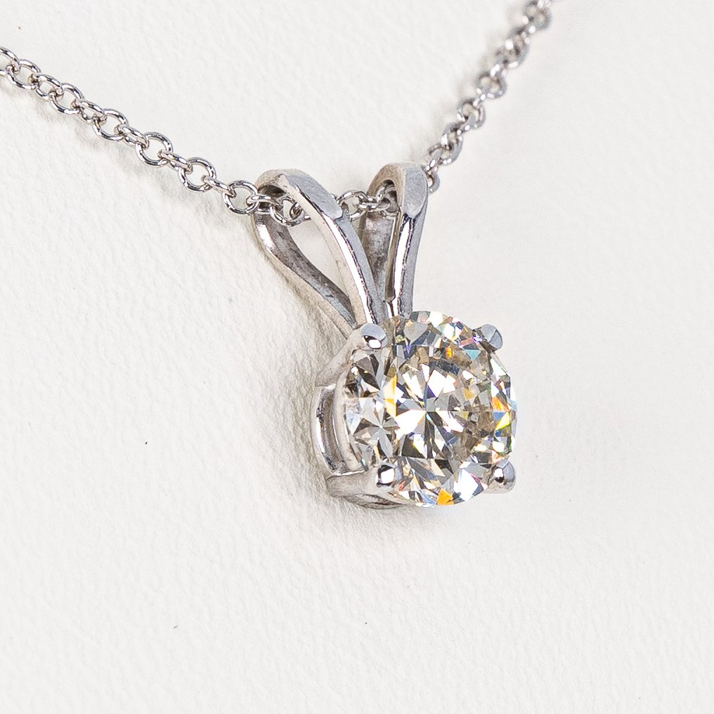 Collana con ciondolo - 18 carati Oro Bianco- 0.78ct. tw. Diamante
