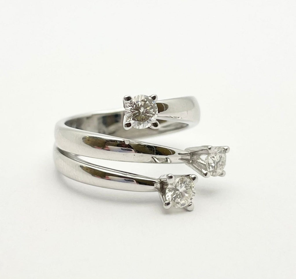 Anello trilogy , diamanti naturali 0.45ct certificato IGI D IF