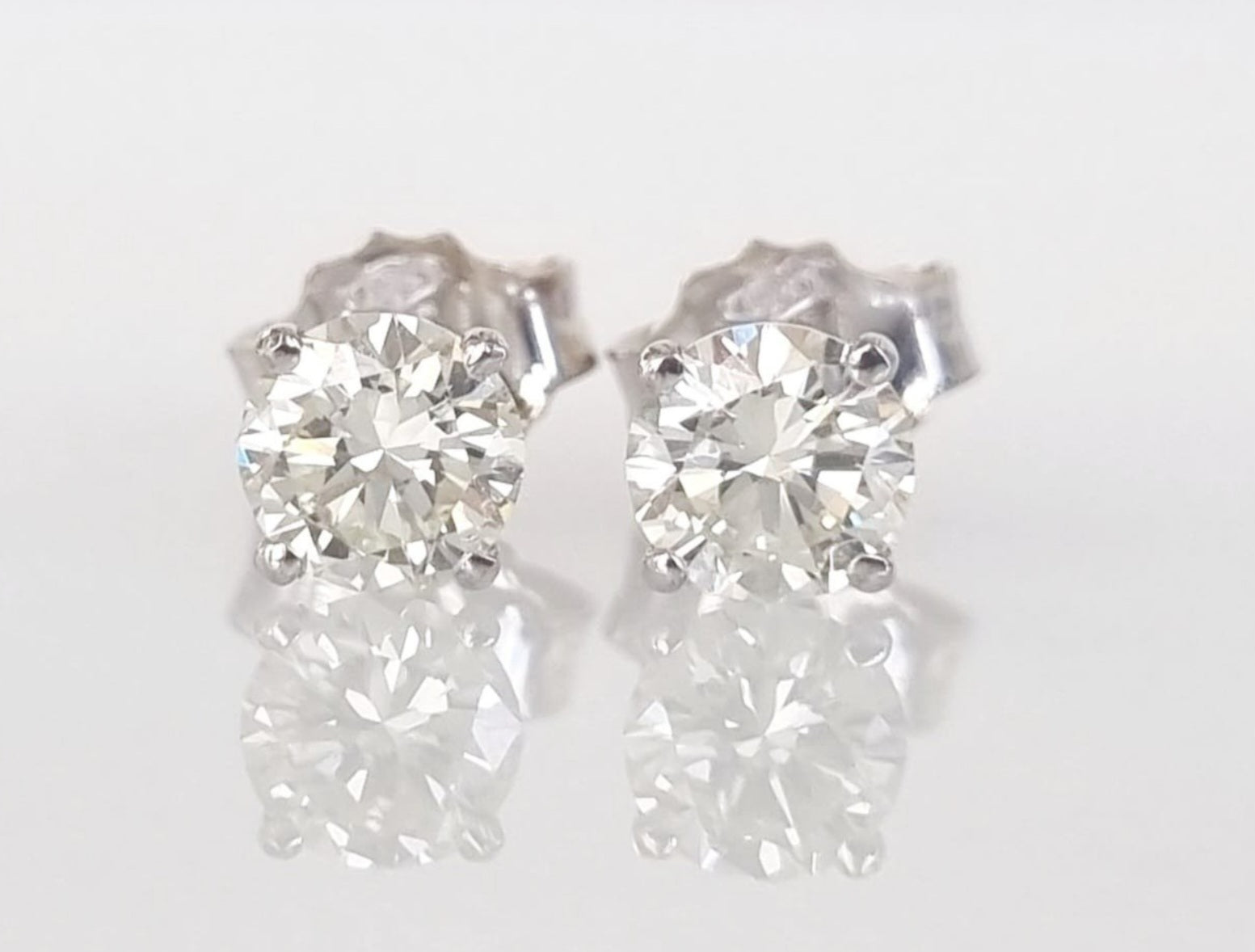 Orecchini - 18 carati Oro bianco - 1.40ct. tw. Diamante (Naturale)