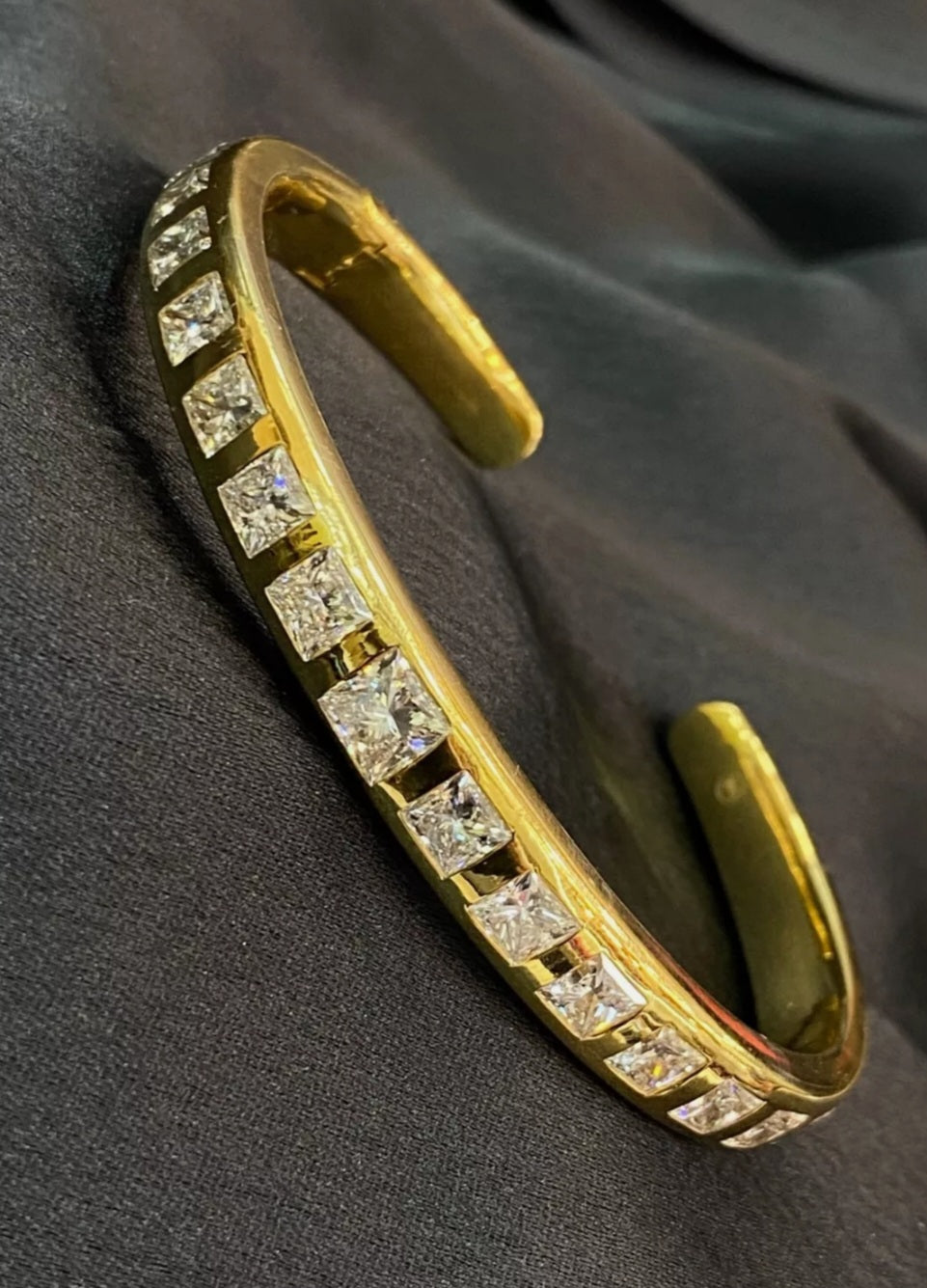 Bracciale elegante 10,10 ct  forma principessa diamanti  incassato oro