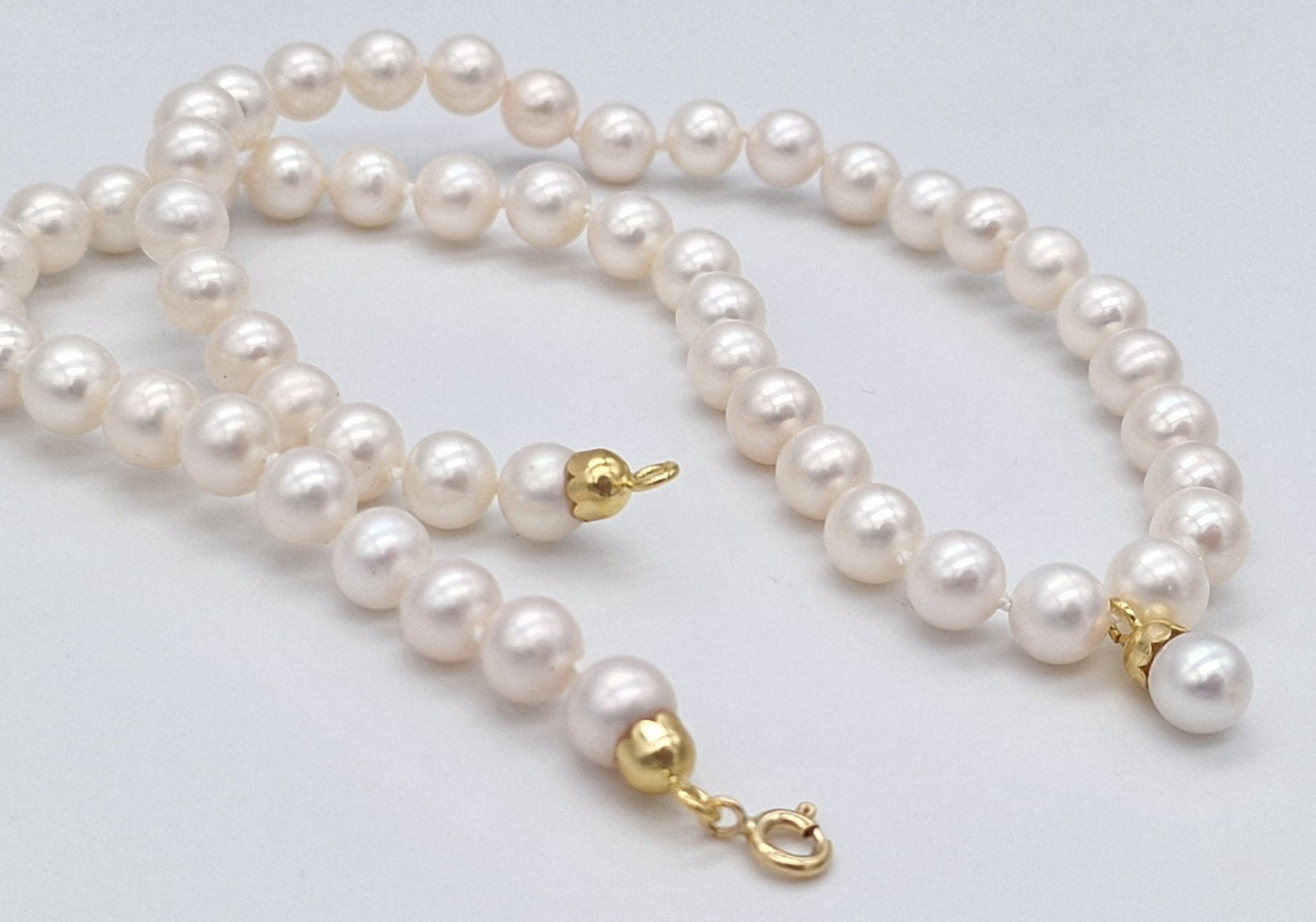 Collana in oro giallo 18k e perle naturale akoya