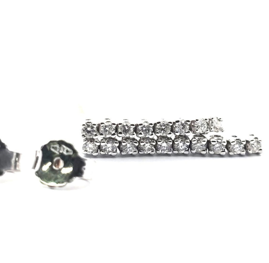 Orecchini tennis in oro bianco e diamanti naturali