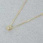 ciondolo  punto luce certificato HRD a cipollina in oro bianco e diamanti naturale  0,07 ct