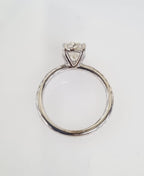 Anello solitario in oro bianco e diamanti naturali ovale 1.99 ct