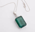 Collana in oro bianco 18k con smeraldo naturale colombiano 10.20ct