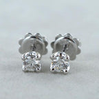 orecchini punto luce certificato HRD con 2 diamanti naturali 0,40 ct