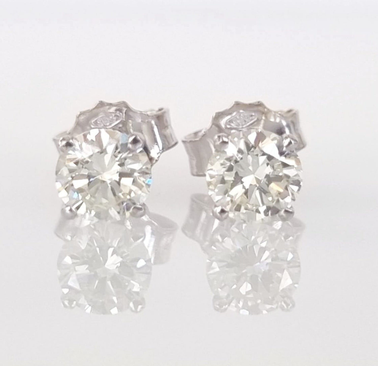 Orecchini - 18 carati Oro bianco - 1.40ct. tw. Diamante (Naturale)