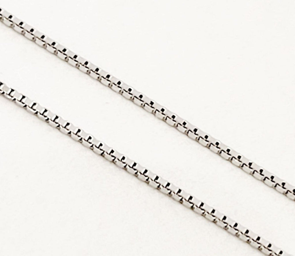 Collana con ciondolo - 18 carati Oro bianco - 2.62ct. Cw. Zaffiro - Diamante