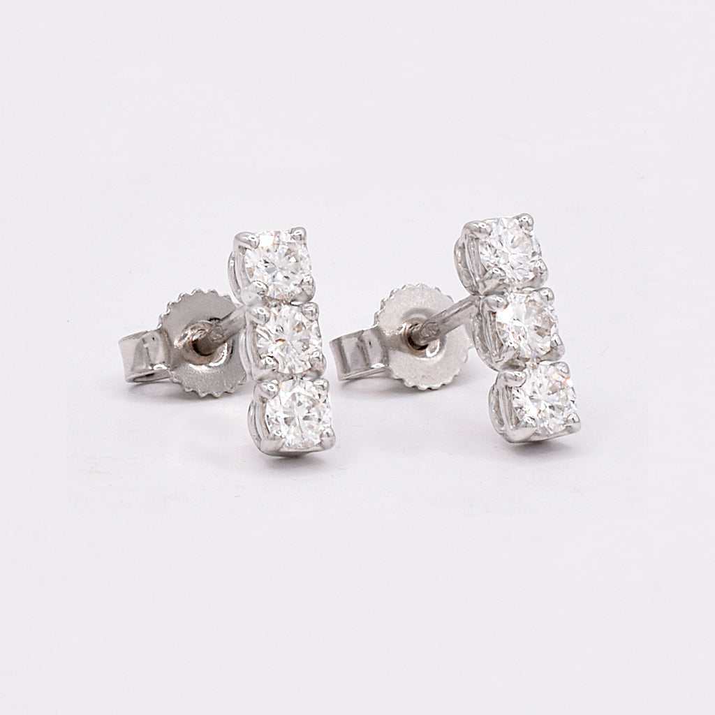 Orecchini “Trilogy” con 0.60ct Diamanti Naturali